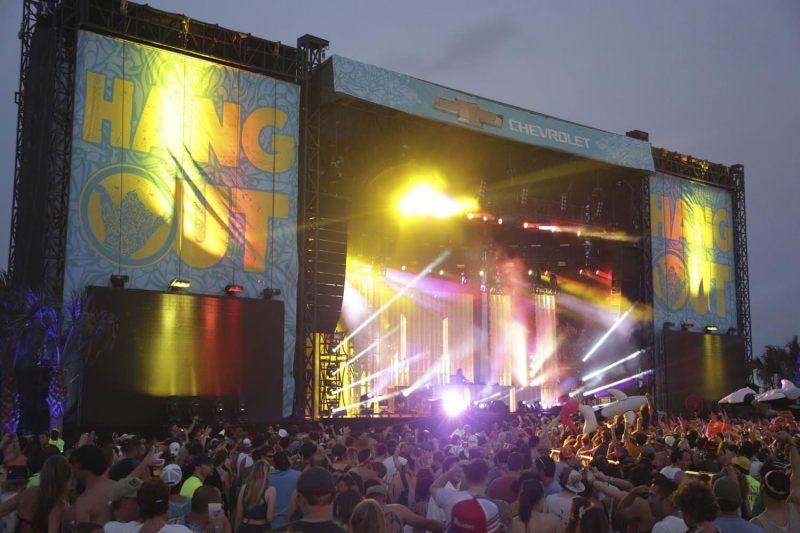 Hangout-Fest-05-2013-1011