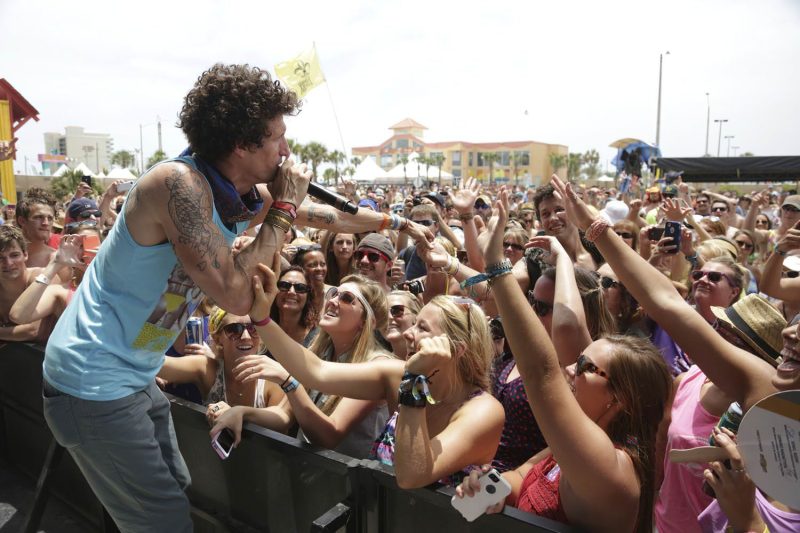 Hangout-Fest-05-2013-1236